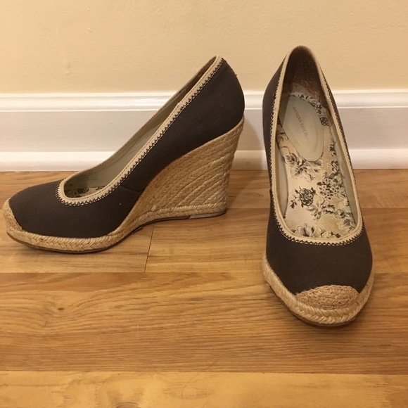 Banana Republic Gray Wedges - Picture 1 of 4